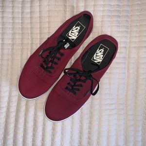 Women’s Maroon Vans
